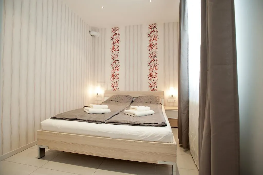 Blechturm Deluxe Apartment Vienna Austria