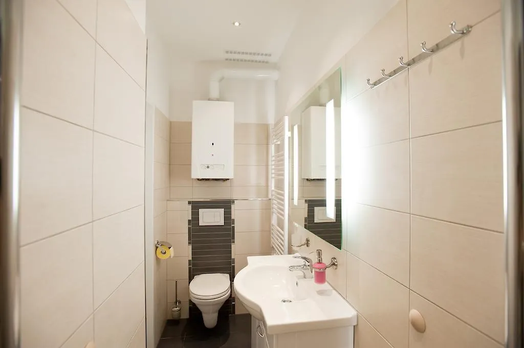 Blechturm Deluxe Apartment Vienna Austria